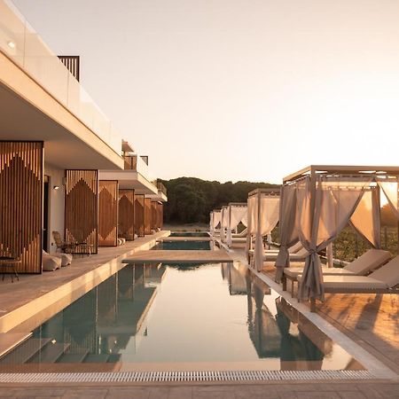 Salt Boutique Hotel Palouki Bagian luar foto