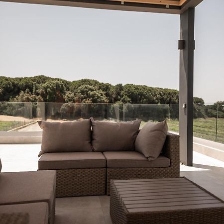 Salt Boutique Hotel Palouki Bagian luar foto