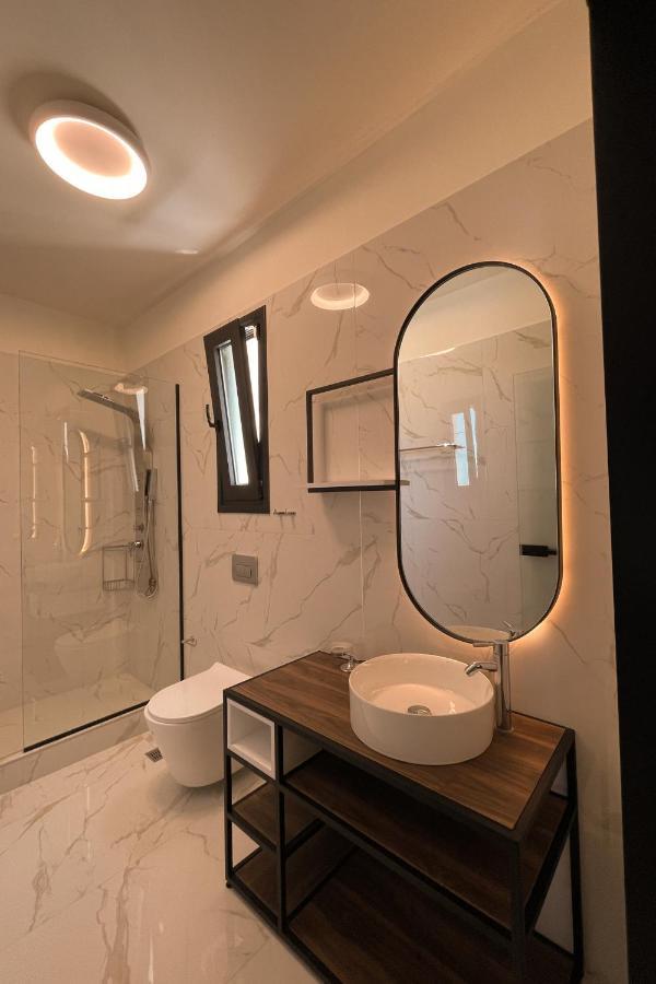 Salt Boutique Hotel Palouki Bagian luar foto
