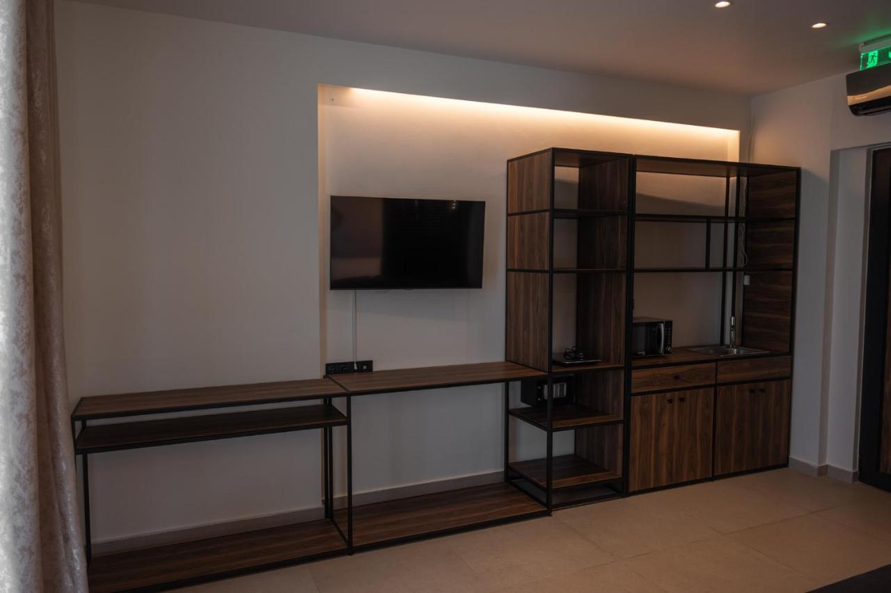 Salt Boutique Hotel Palouki Bagian luar foto