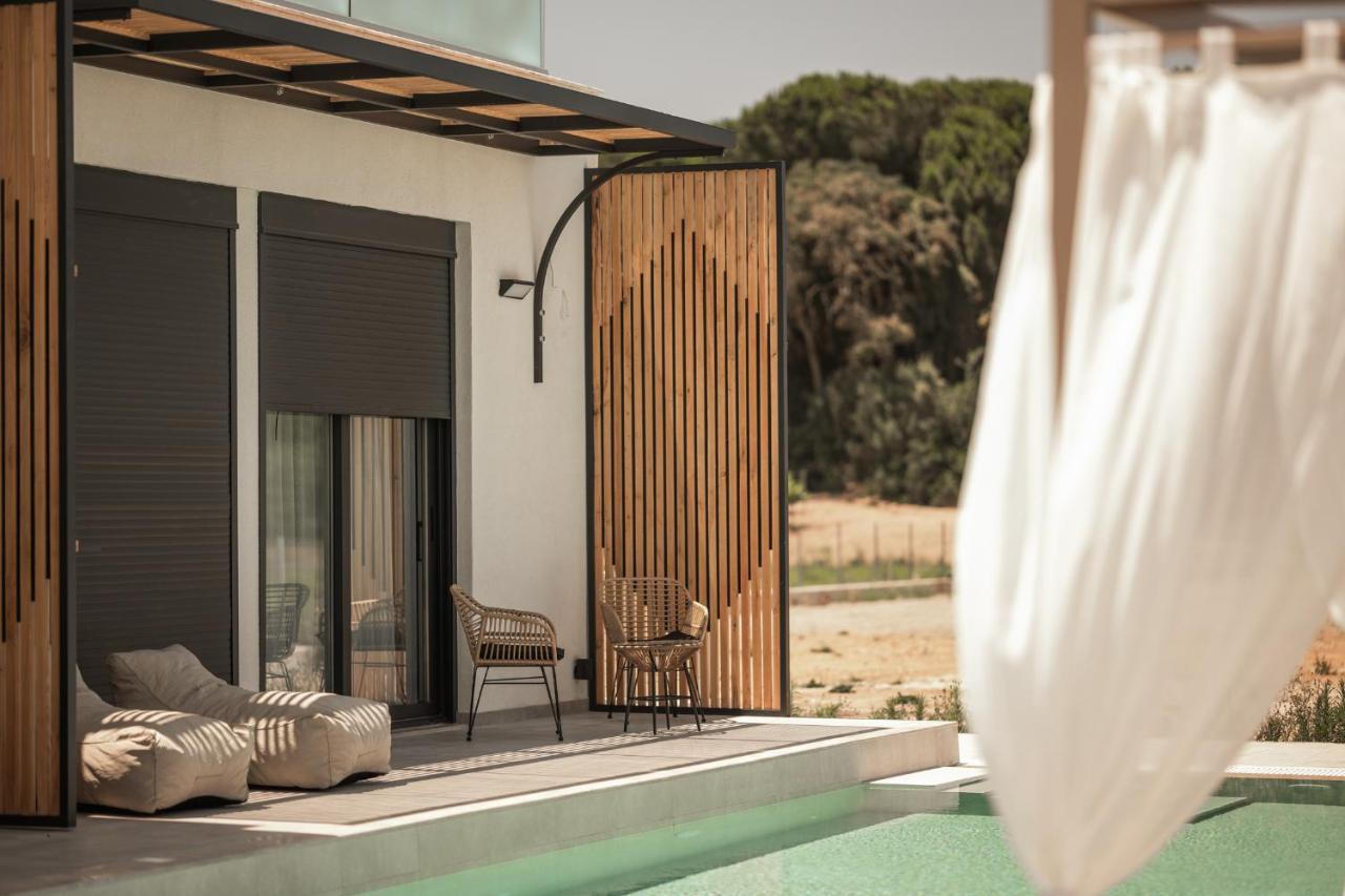 Salt Boutique Hotel Palouki Bagian luar foto