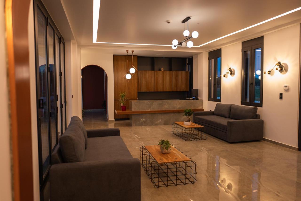 Salt Boutique Hotel Palouki Bagian luar foto