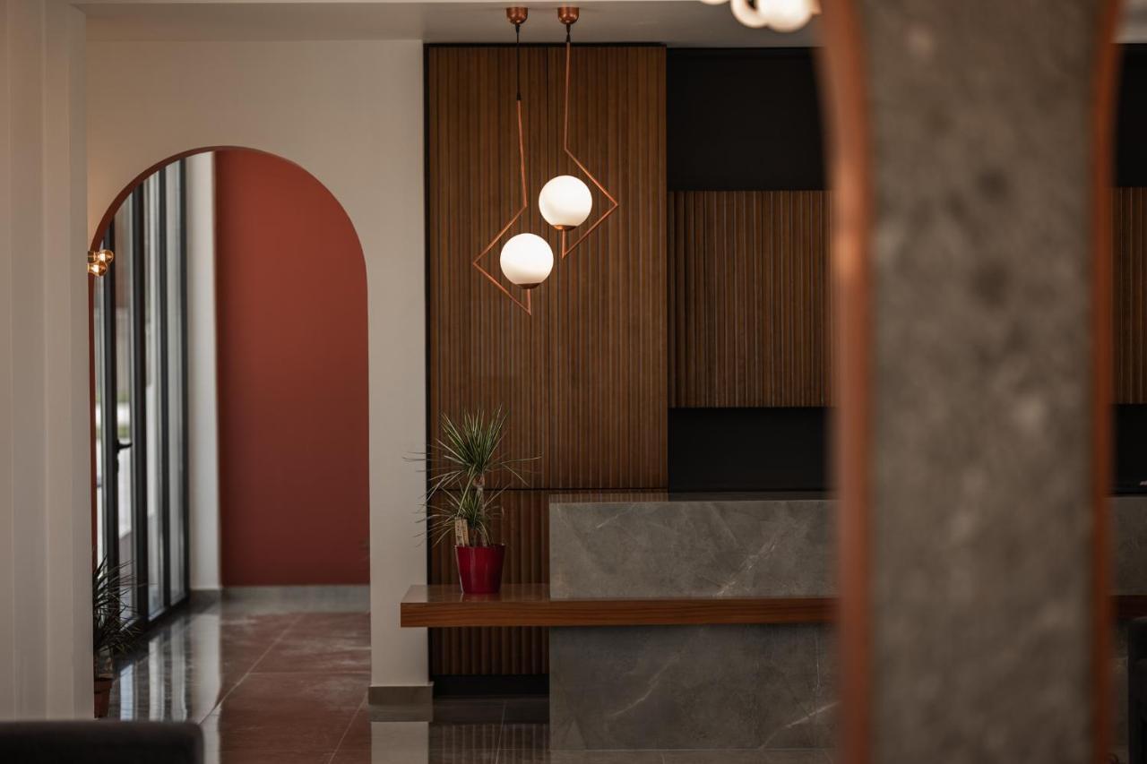 Salt Boutique Hotel Palouki Bagian luar foto