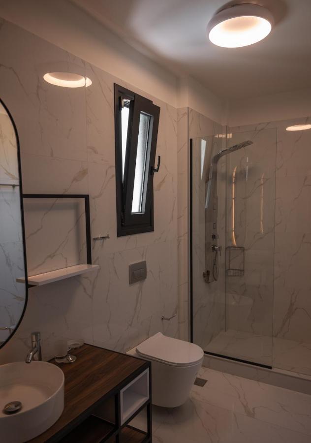 Salt Boutique Hotel Palouki Bagian luar foto