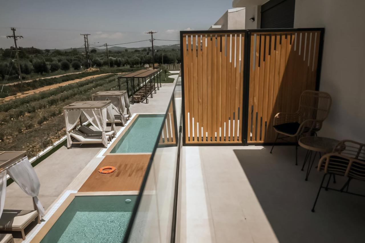 Salt Boutique Hotel Palouki Bagian luar foto